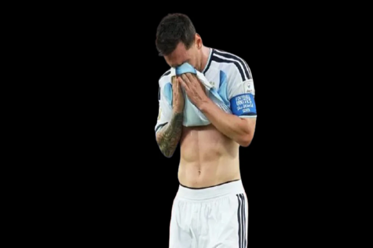 World Cup 2026: Why Lionel Messi Wasn't Sent Off for Covering His Mouth, But Miguel Almirón Was