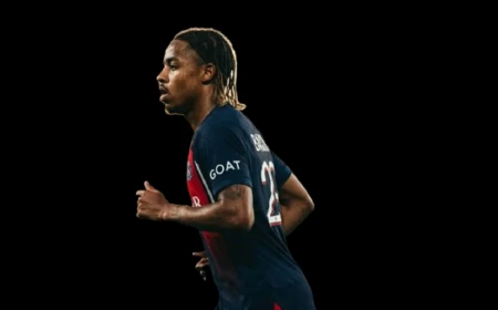 Bradley Barcola Transfer Saga: Arsenal, Liverpool Circle as PSG Star Faces Career Crossroads